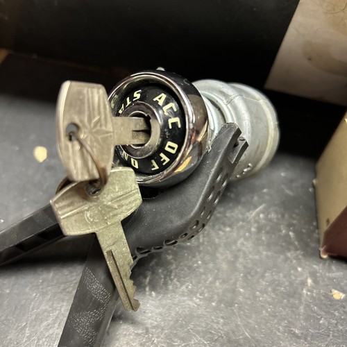 1951 FORD IGNITION SWITCH - Picture 5 of 10