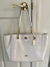 Coach 57107 Pebbled Leather Turnlock Chain Tote Bag LI/Chalk