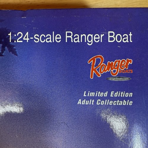 Jeff Gordon #24 DuPont Castaway Ranger Boat & Trailer 2002 Diecast 1:24 Scale - Picture 7 of 24