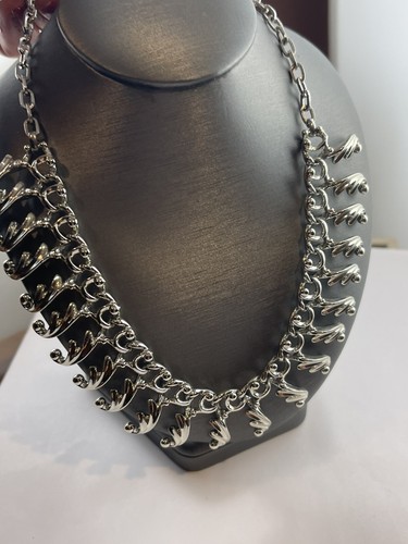 Vintage SARAH COVENTRY Silver Tone Squiggles Choker Necklace - Picture 5 of 14