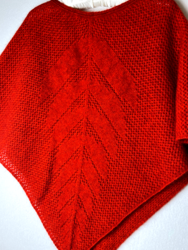 Lothlorian Red Poncho Possum and Merino Luxurious Wool New Zealand One Size - Picture 7 of 10