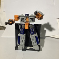 Hasbro Transformers Decepticon Airwave Earthrise War Action Figure - E7161