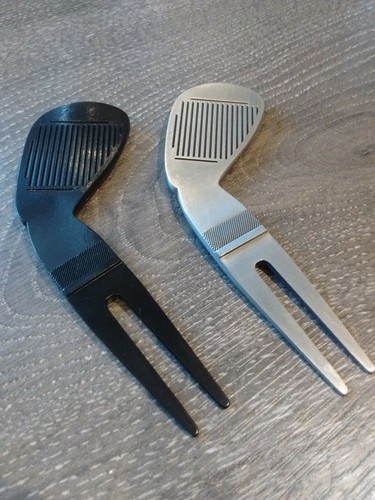 High Quality Zinc-Alloy Die Casting Golf Divot Pitch Fork Tool Wedge Shaped UK - Picture 2 of 9