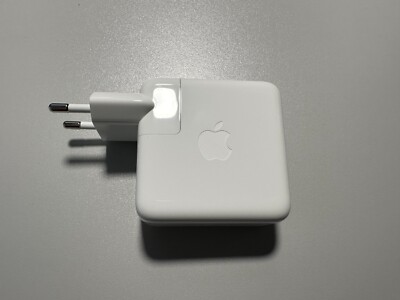 Apple 70W USB C Power Adapter weiß für MacBook