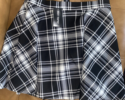Hot Topic Black White Plaid O Ring Skater Skirt M NEW