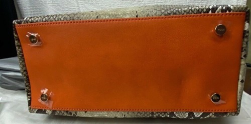 Bolso de mano para mujer Tous Mothers Love de lona con cuero y piel de serpiente. Nuevo $480 - Imagen 5 de 19