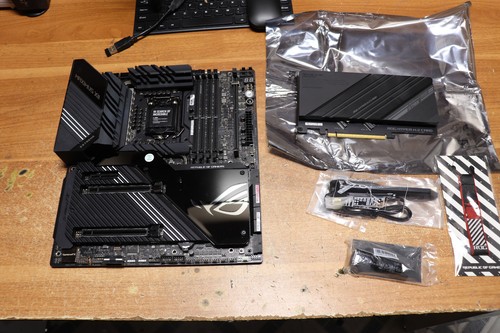 ASUS ROG Maximus XII Extreme Intel LGA 1200 Z490 DDR4 EATX Motherboard - Picture 1 of 8