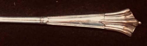 PASTEL DE BODAS PLATEADO SERVIDOR PLANO - Imagen 8 de 12