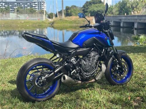 2022 Yamaha MT-07 - Picture 4 of 21