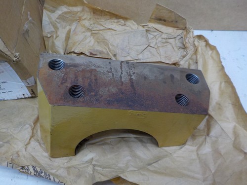 CAT, Caterpillar 522-1191, Engine Mount 5221191, Left Hand Side Engine Mount - Picture 4 of 9