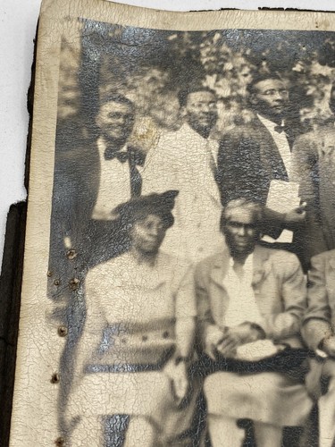 Vintage Photograph, African American Family Group Portrait - Picture 4 of 7