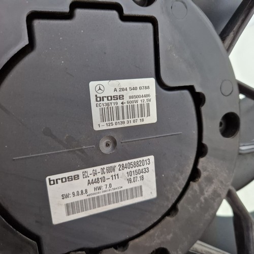 C33* Mercedes Benz W212 W204 Lüftermotor Gebläse Lüfter Kühler A2049066802 - Bild 6 von 7