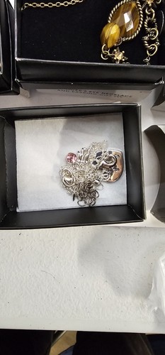 Lote de 14 lotes de joyería misteriosa vintage de Avon nuevos y usados - Imagen 5 de 12