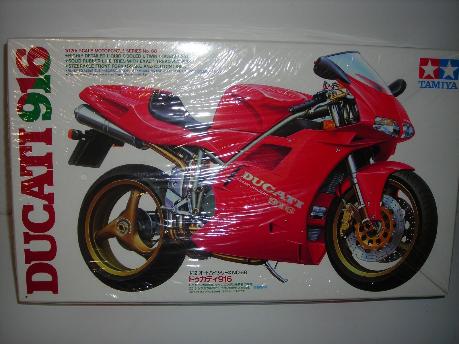 DUCATI 916 Ytterst DetailedTamiya 1 12 - skalenlig modellllerl komplett DUCATI 916 Ytterst DetailedTamiya 1 12 - skalenlig modellllerl komplett