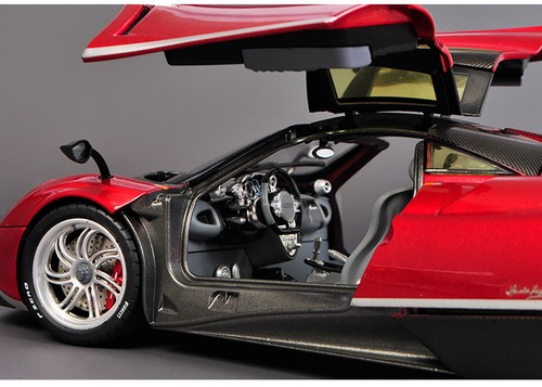 1/18 Scale Pagani Huayra Red Diecast Car Model Toy Collection GT Autos - Picture 5 of 7