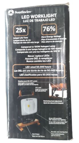 Southwire L1681SW 22W LED Portable Work Light 1945 Lumens - Picture 5 of 6