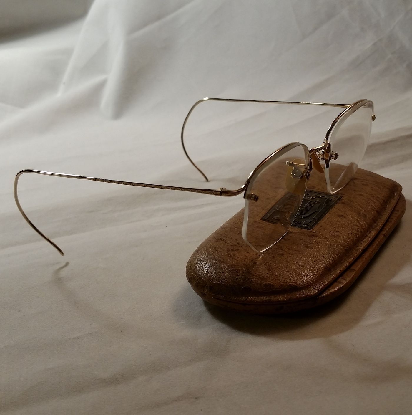 AO Rimway CROSSLEY Ful-Vue - 12k Gold Fill - True Antique Eyeglasses & Case - Picture 10 of 12