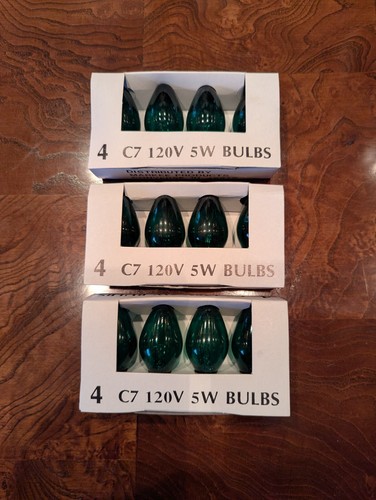 12 NOS C-7  Green Transparent 5 Watt Bulbs With Sleeves    All 12 Tested Working - Picture 5 of 7