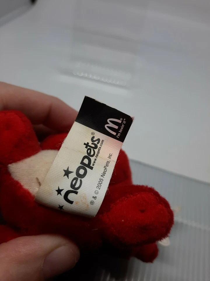 Neopets McDonald's Red Kacheek peluche figura muñeca comida feliz 3" Foto 4 de 4