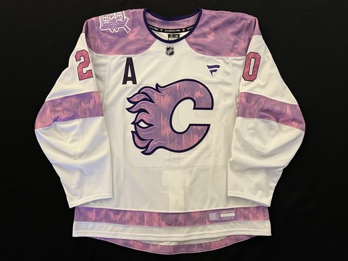 Calgary Flames Blake Coleman 2024-25 Hockey Fights Cancer Warm Up Jersey - Picture 2 of 5