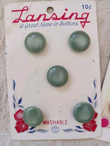 3 Sets Vtg Lansing Plastic Buttons on Lovely Art Deco Cards Green White Tan - Picture 2 of 8