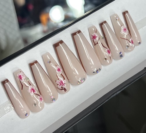 Luxury Gel Press On Nails, Nude Flower French , LONG COFFIN 10p Set W/ FULL KIT - Picture 8 of 11