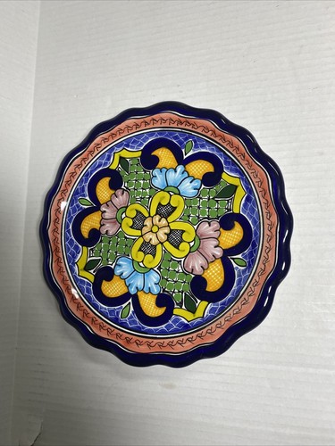 Hernández 8.5” Plato Colorido Cerámica Mexicana Pintado a Mano PUE, MEX Firmado - Imagen 1 de 2