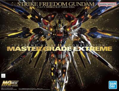 GUNDAM - 1/100 Strike Freedom Master Grade Extreme Model Kit