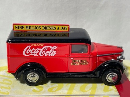 Matchbox Collectibles DINKY Coca Cola 1937 GMC Van, YPC02-M, 1/43 - Picture 4 of 7