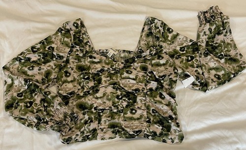 Open Edit Damengröße 1X grün bedruckt Batik Cropped gesmoktes Langarmshirt - Bild 8 von 13