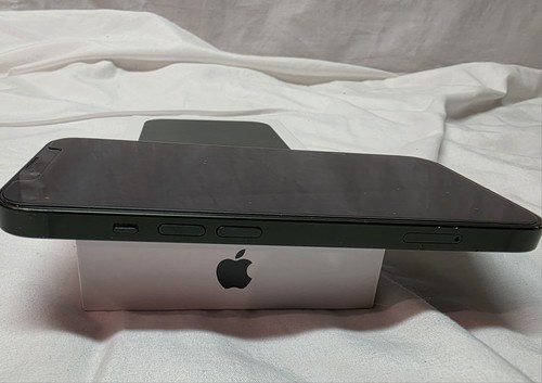 Unlocked iPhone 13 128GB Green With Box - Zdjęcie 6 z 16