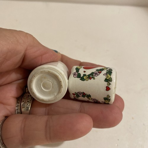 2 Vintage Russ Mini Keramik Rosen & Herzen Floral Kegel Kerzenhalter LZ - Bild 6 von 10