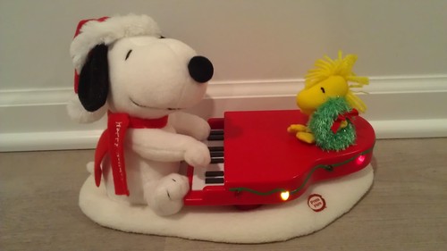 Hallmark Peanuts Swingin' with Snoopy Woodstock Piano Playing Happy Holidays Tag - Picture 8 of 9