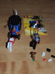 Lego Castle Crusaders 6042 Dungeon Hunters 100% complete w/manual