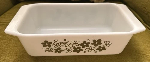 Vintage Pyrex #913 Spring Blossom Green Crazy Daisy Bread Loaf Pan 8 1/2”x4 1/2”