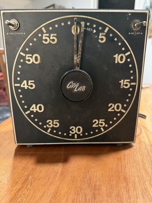 Vintage GraLab Model 300 Mechanical Darkroom Timer