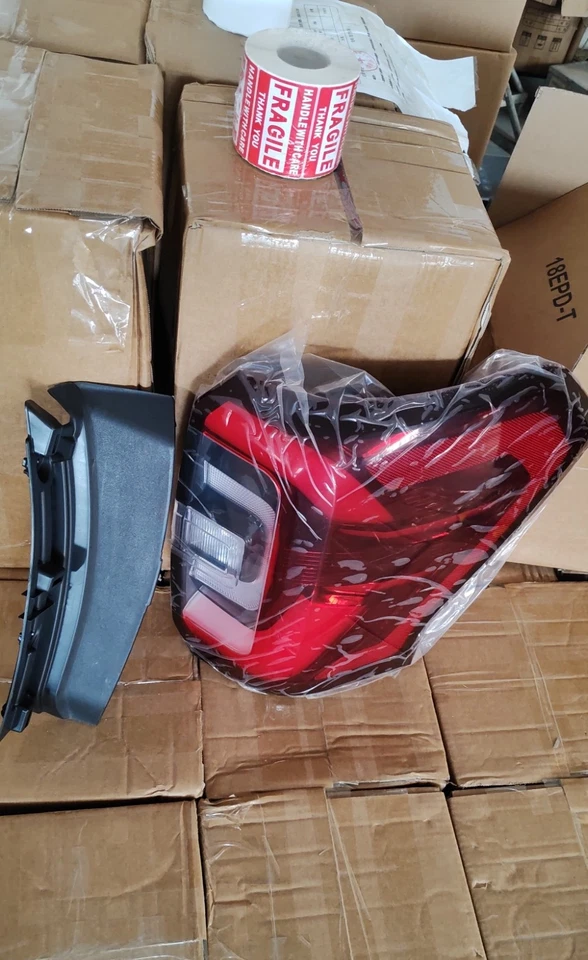 Right Side LED Tail Light For Ford Expedition 2022-2024 NL1Z13404-F - Image 4 of 4