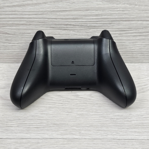 Microsoft Xbox One X 1TB Konsole mit offiziellem Controller & Kabeln PAL - Bild 13 von 19