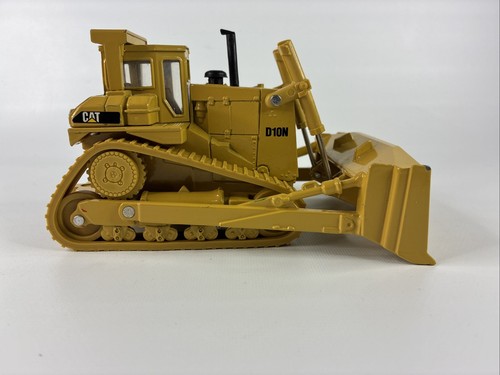 Ertl D10N CAT Raupentraktor Maßstab 1:50 Planierraupe Gummiketten Raupe - Bild 4 von 8