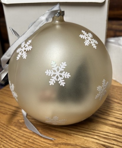 MR. CHRISTMAS 2007 LARGE WHITE ORNAMENT ANIMATED & MUSIC WITH ORIGINAL BOX - Picture 4 of 11