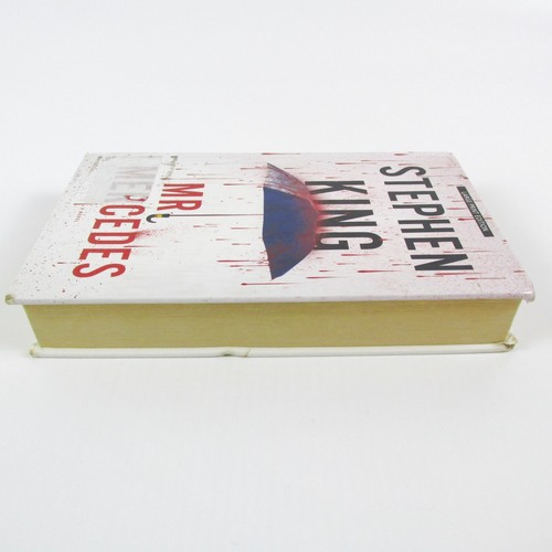 Stephen King Mr Mercedes 2014 Large Print Hardcover Thriller Novel Book - Picture 10 of 11