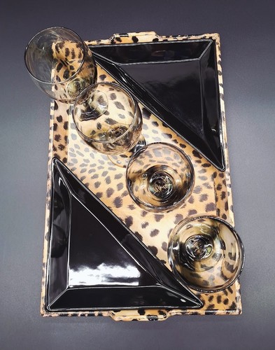 Vintage Libbey Smoky Goblets Set of 4 with Leopard Tray & Pampered Chef Plates - Picture 3 of 12