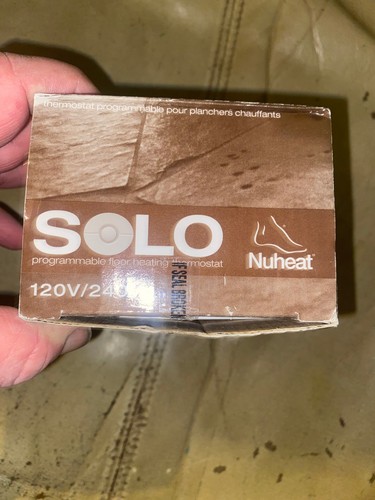 SOLS Nuheat, Programmable Floor Heating Thermostat. - Picture 3 of 3