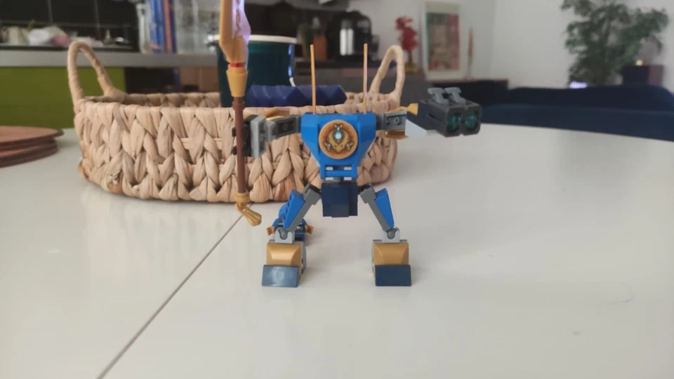 LEGO Ninjago 71805 Jay's Mech Battle Pack, photo 2 of 5