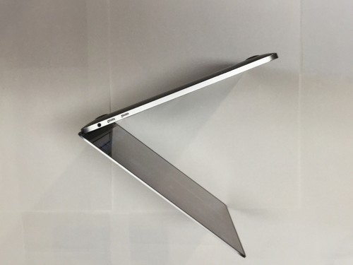 2020 Apple MacBook Pro 13,3 cala, W/Touchbar, i5 2GHz, 16 GB RAM, 1 TB SSD - Zdjęcie 4 z 10