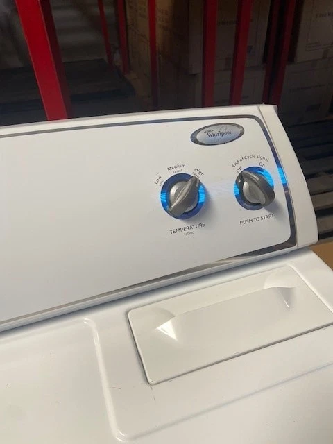 Secadora grande Whirlpool eléctrica carga frontal... solo usada durante 3 meses, ventilada Foto 2 de 4