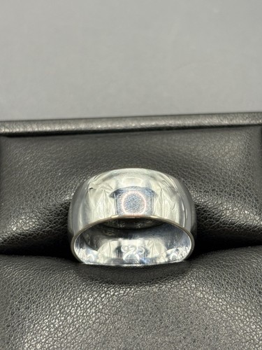 New Condition 10MM Sterling Silver Wedding Band Size 10 925 - Picture 3 of 10
