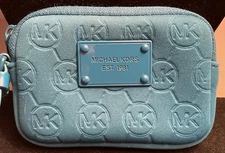 MICHAEL KOORS WRISTLET WALLET TEAL OR TURQUOISE BLUE