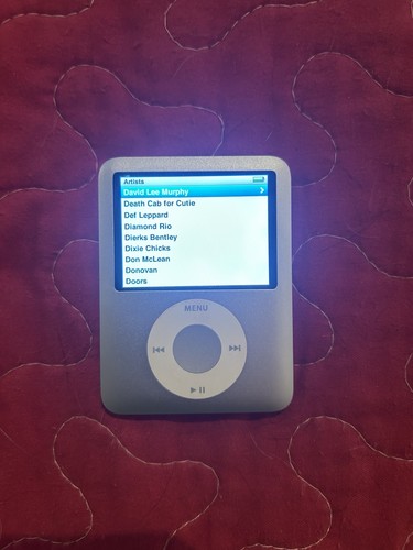 Apple iPod Nano 3rd Generation Silver, 4GB, MA978LL 500+ Songs - Bild 16 von 17