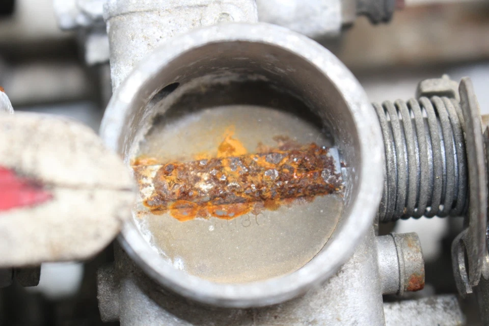 CARBURADORES DE CARBOHIDRATOS DE EJE KAWASAKI KZ1100A 81-83 Foto 3 de 4